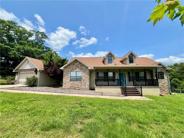 523 Madison St #8731, Huntsville, AR 72740