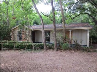 4 Belair Cir, Pensacola, FL 32505