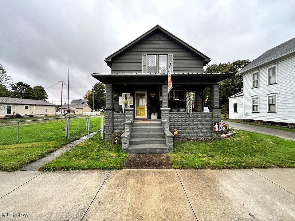 1st image of 119 S Main St