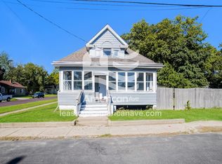 2127 N Prospect Rd, Peoria, IL 61603