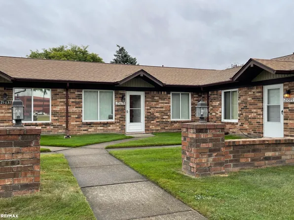 29615 Park Place Dr, Warren, MI 48093