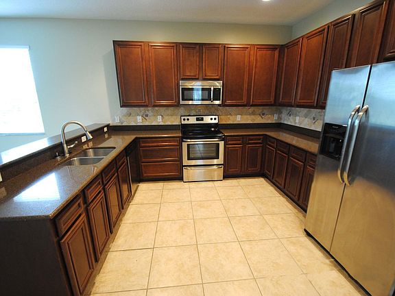5th image of 451 Maudehelen St