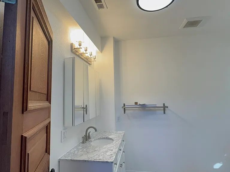 102 Santa Cruz Way — Photo 57