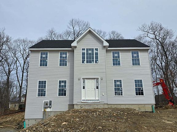 3rd image of 9 Charles Road