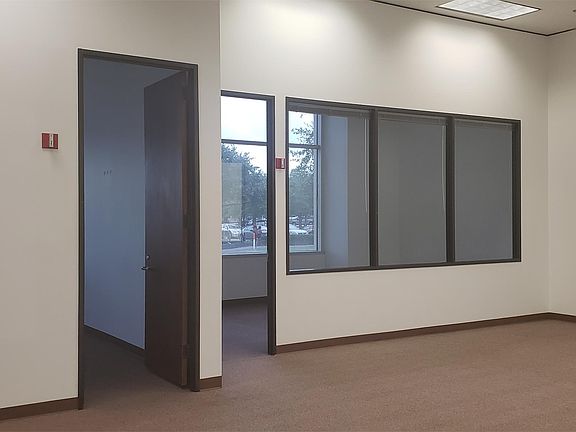 5th image of 9800 Centre Pkwy Ste 110