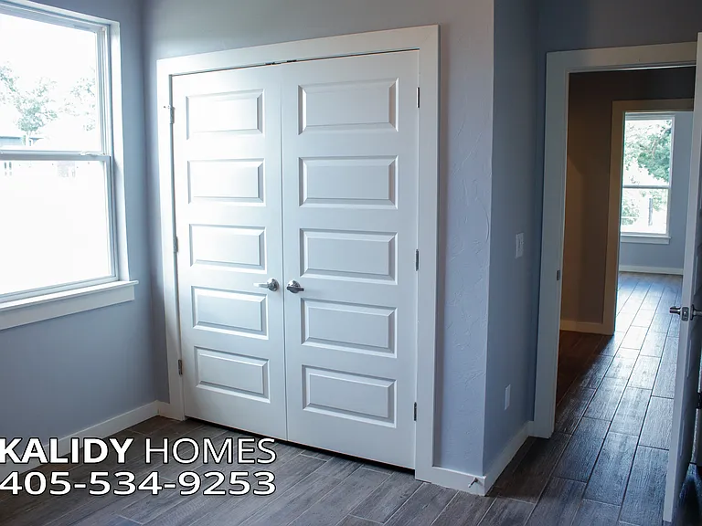 517 Remington Ave — Photo 8