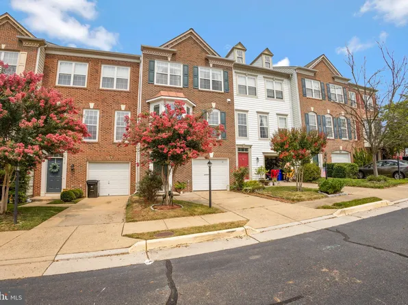 6316 Pine Stand Ln, Alexandria, VA 22312