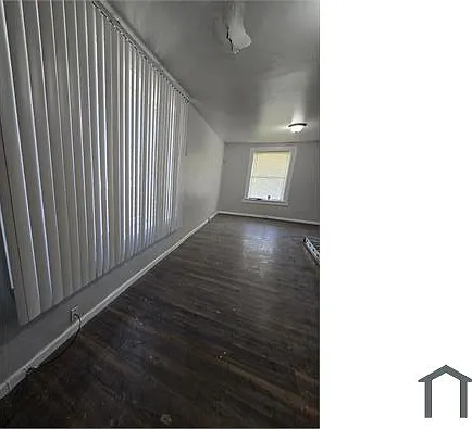 4497 Lee Ave — Photo 5
