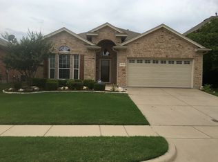 6533 Payton Dr, Fort Worth, TX 76131
