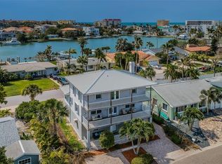 233 174th Ave E, Redington Shores, FL 33708