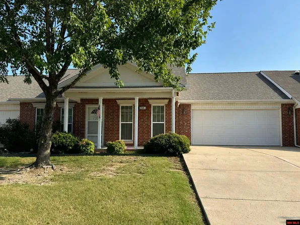 746 Embassy Pkwy, Mountain Home, AR 72653