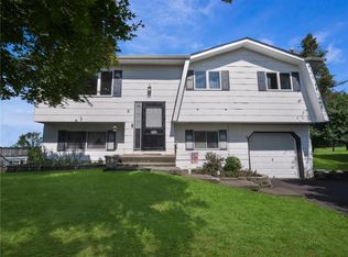 9 Capital Dr, Washingtonville, NY 10992