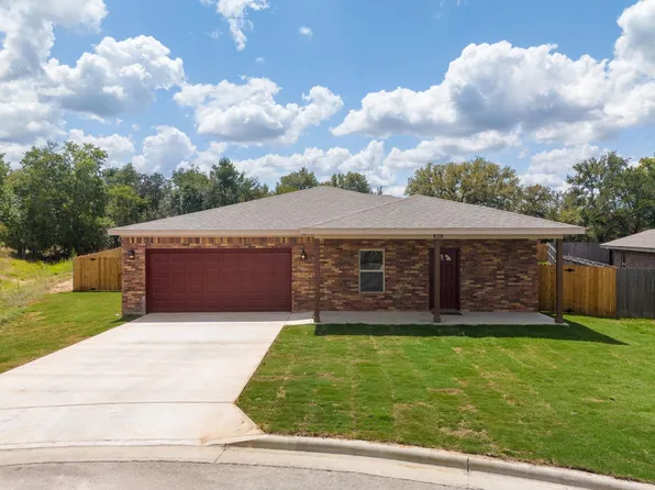 828 Elijah Lane, Lampasas, TX 76550