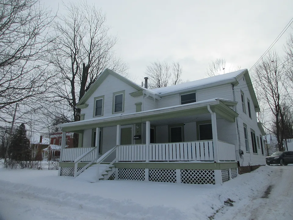 81 Main St #2