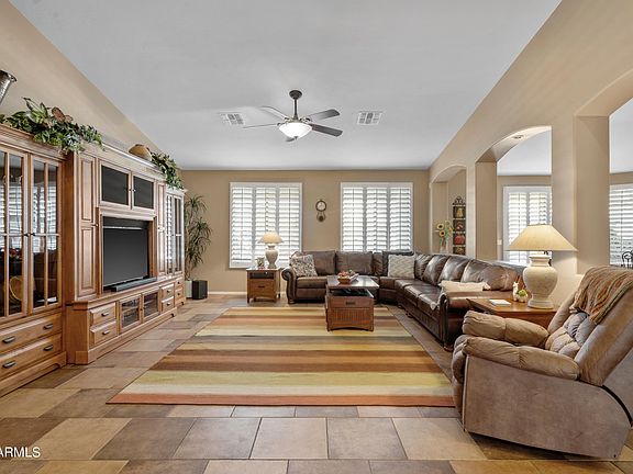 5th image of 14220 W POINSETTIA Drive