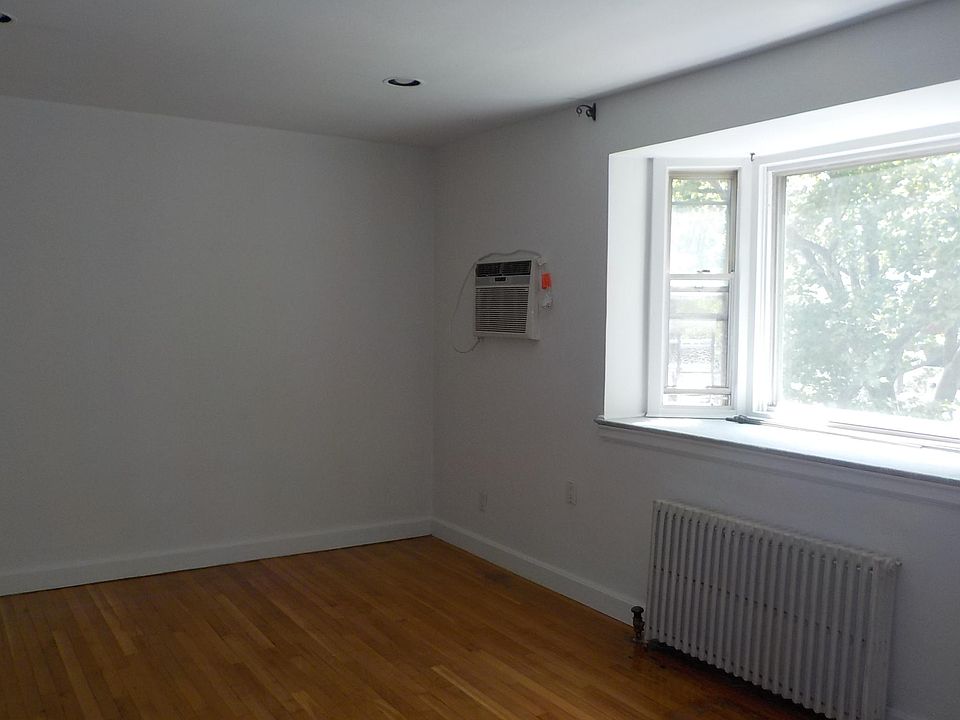 1st image of 7711 247th St Floor 2