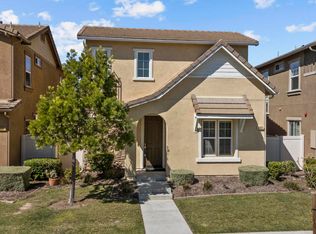 693 Nile River Dr, Oxnard, CA 93036