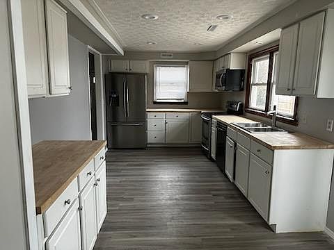 1st image of 20 Poplar St
