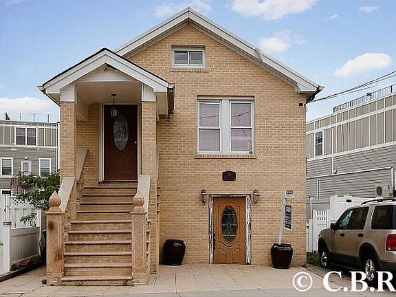 2nd image of 331 41st Bch