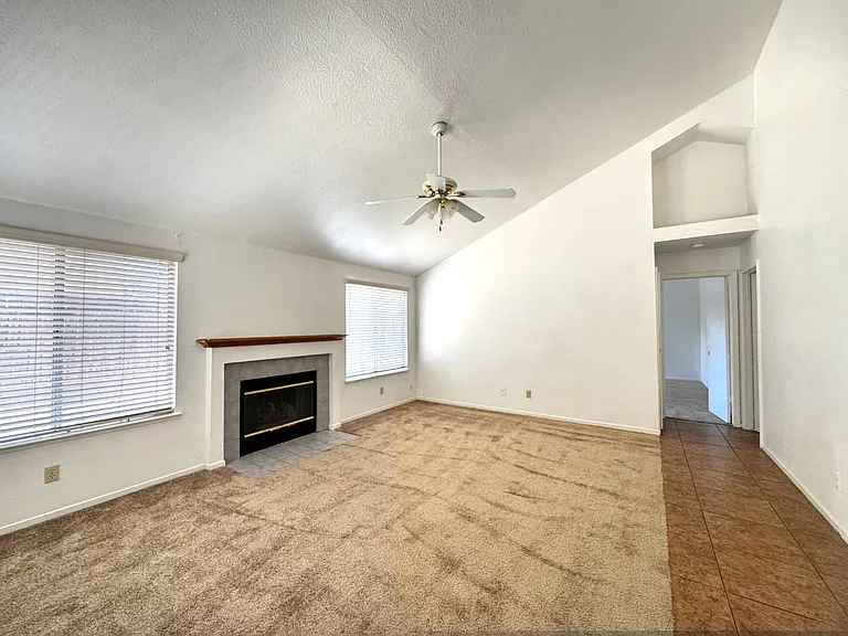 2101 E Pinedale Ave — Photo 16