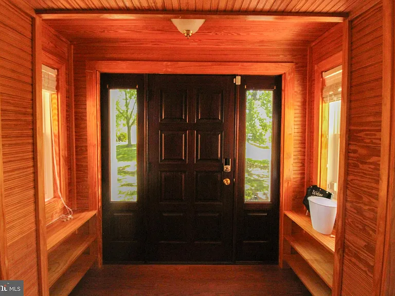 11 Hickory Ln — Photo 5