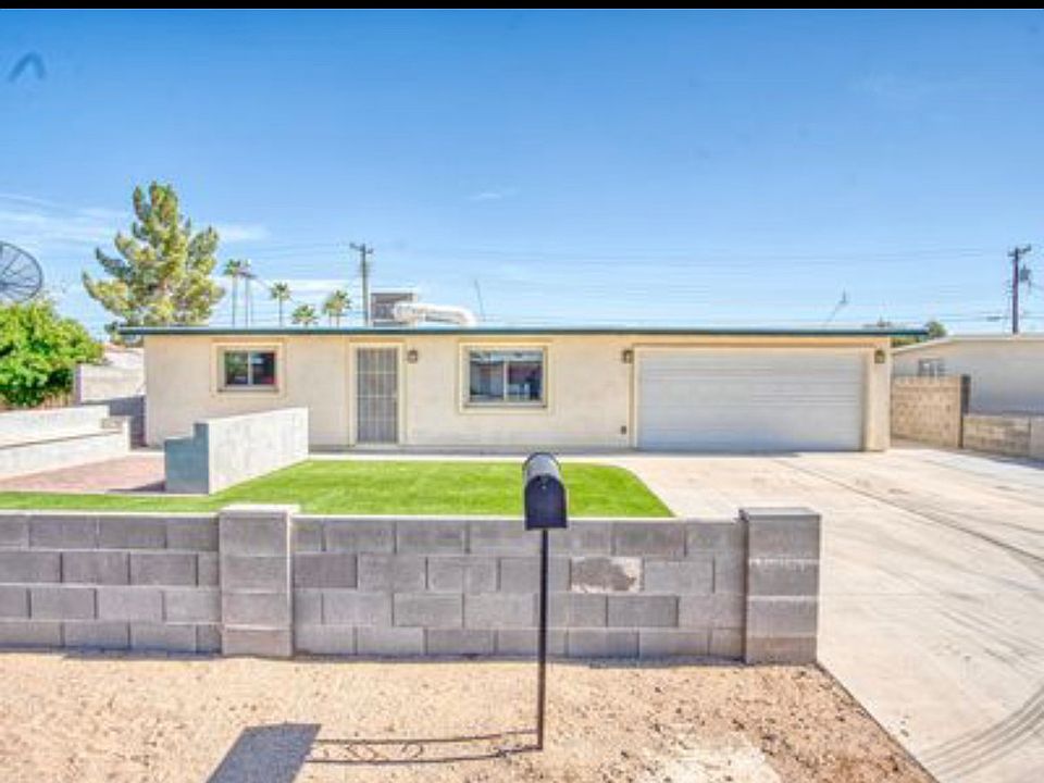 1st image of 2641 E 1st Pl