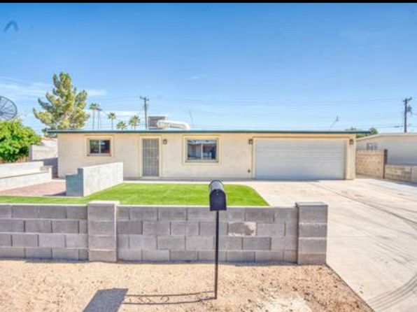 2641 E 1st Pl