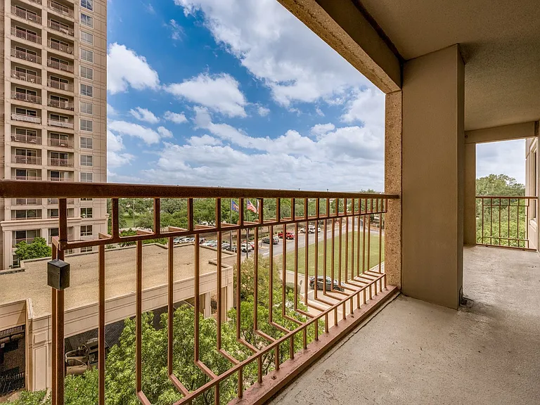 1 Towers Park Ln #413 — Photo 15