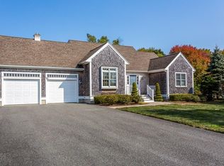 83 Country Way #83, South Dartmouth, MA 02748