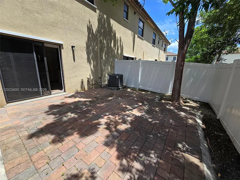 9261 W 33rd Way — Photo 11