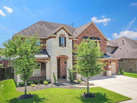 2nd image of 20707 Great Pines Dr