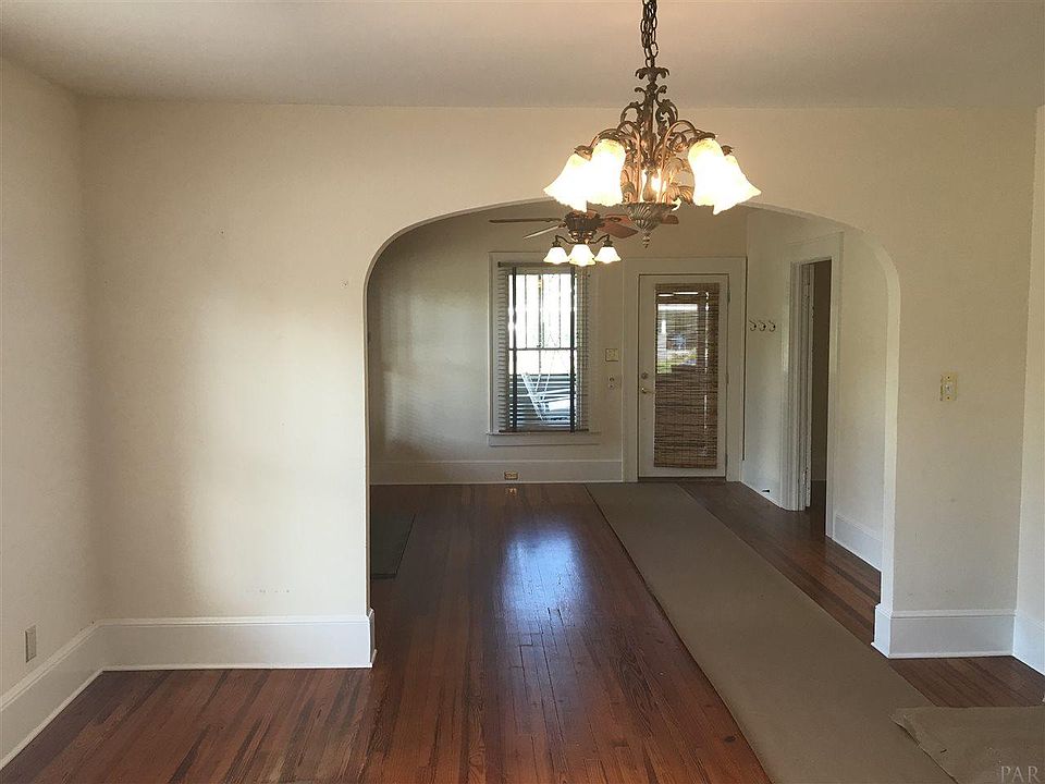 1st image of 2323 N 15th Ave