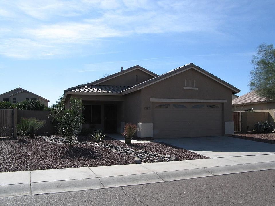 1st image of 3907 W Desert Hollow Dr