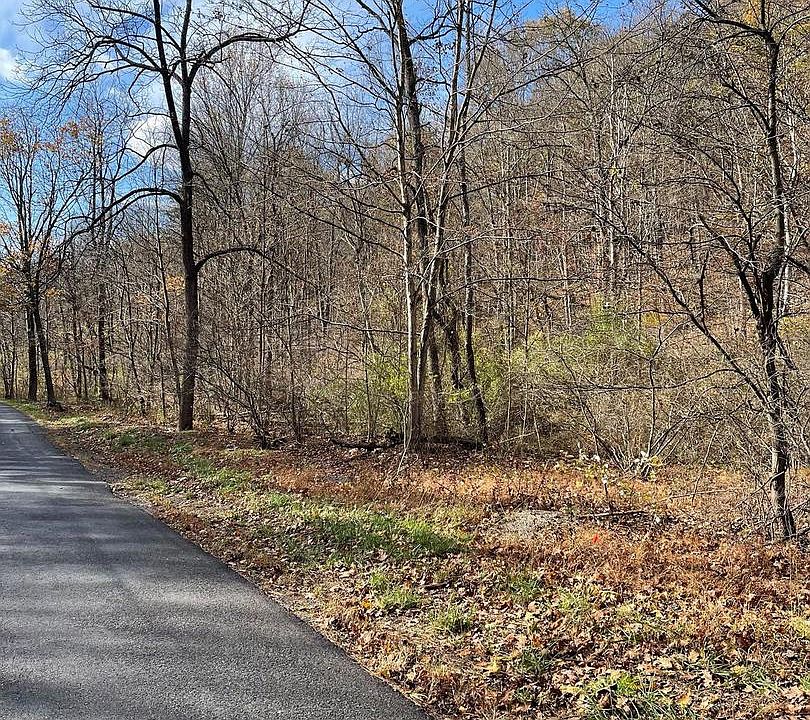 1st image of Berry Ridge Rd