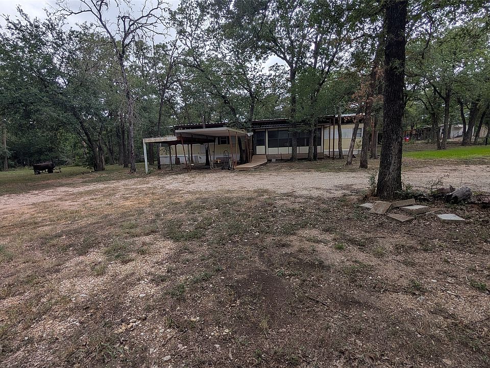 1st image of 325 Oakgrove Cir