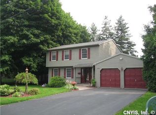 312 Lansdowne Rd, Syracuse, NY 13214