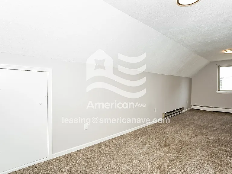 614184_012_wm_-_bedroom_13139096.jpg