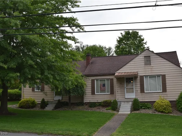 132 N Sugar St, Saint Clairsville, OH 43950