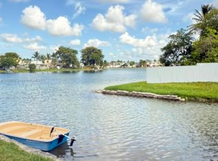 1790 W 75th St, Hialeah, FL 33014