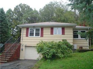 350 Orchard Dr, Monroe, NY 10950