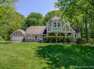 1884 Mont Rue Dr SE, Grand Rapids, MI