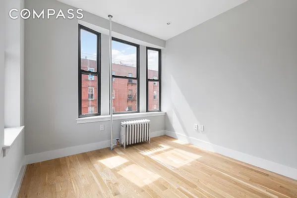 Rented by Compass | media 10