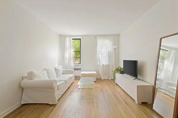 Rented by Compass | media 12