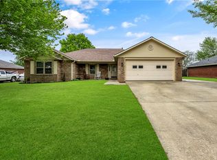 4500 Kendra Ave, Springdale, AR 72762