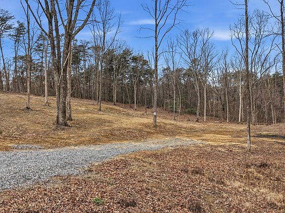 3rd image of 8627 Brow Lake Rd