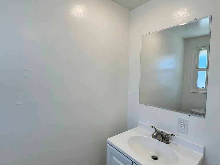 7695 Encinas Cir — Photo 16