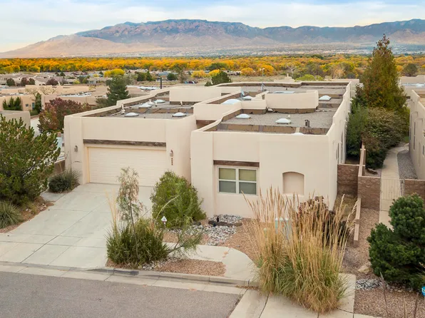 4604 Mijas Dr NW, Albuquerque, NM 87120