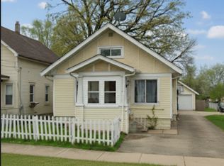 109 Seminary Ave, Aurora, IL 60505