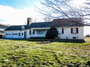 4946 Lincoln Hwy, Kinzers, PA 17535