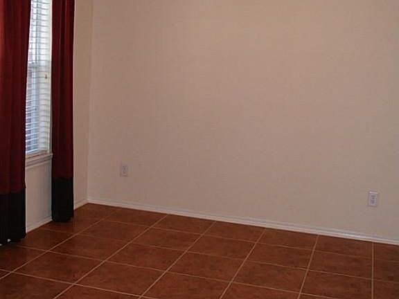 5th image of 25935 Orchard Knoll Ln
